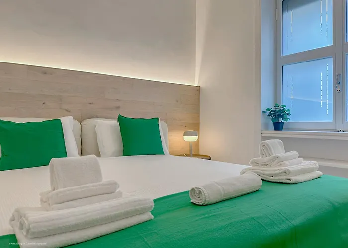 Santa Croce - 10 Mins From Duomo Apartamento *
